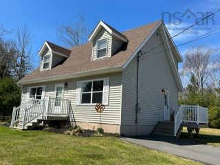 Photo 1: 363 Black Point Road in Black Point: 108-Rural Pictou County Residential for sale (Northern Region)  : MLS®# 202406497