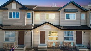 Main Photo: 98 Saddlebrook Point NE in Calgary: Saddle Ridge Row/Townhouse for sale : MLS®# A2054578