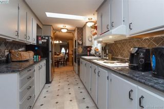 Photo 12: 145 7 Chief Robert Sam Lane in VICTORIA: VR Glentana Manufactured Home for sale (View Royal)  : MLS®# 811820