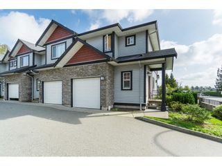 Photo 1: 27 31235 UPPER MACLURE Road in Abbotsford: Abbotsford West Townhouse for sale : MLS®# R2408483