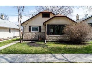 Photo 1: 450 De La Morenie Street in Winnipeg: St Boniface Residential for sale (2A)  : MLS®# 1710400