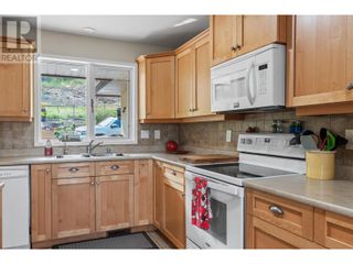 Photo 10: 6695 Cosens Bay Road in Coldstream: House for sale : MLS®# 10304508