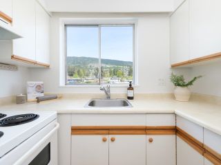 Photo 17: 508 150 24TH Street in West Vancouver: Dundarave Condo for sale in "Seastrand" : MLS®# R2778163