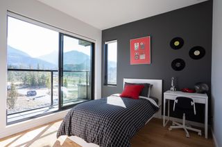 Photo 15: 2933 SNOWBERRY PLACE in Squamish: University Highlands House for sale : MLS®# R2409686