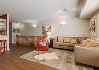 Photo 3: 136 MT ABERDEEN Manor SE in Calgary: McKenzie Lake Row/Townhouse for sale : MLS®# A1109069
