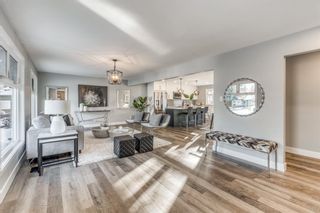 Photo 5: 411 Canterbury Place SW in Calgary: Canyon Meadows Detached for sale : MLS®# A1058065
