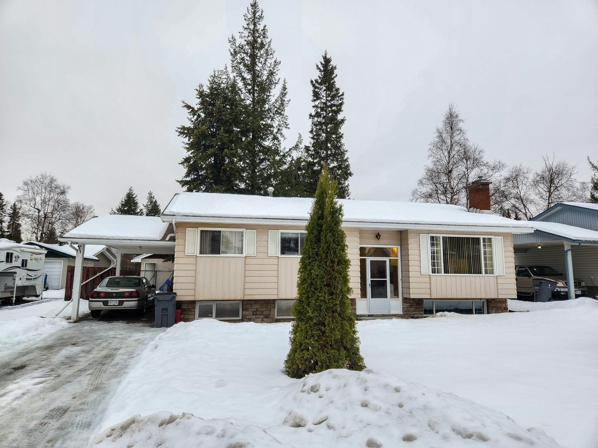 Main Photo: 1419 BUCHANAN Avenue in Prince George: Perry House for sale in "PERRY" (PG City West)  : MLS®# R2746096