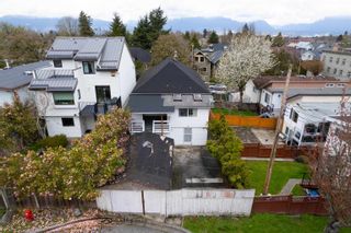 Photo 4: 76 E 27TH Avenue in Vancouver: Main House for sale (Vancouver East)  : MLS®# R2774081