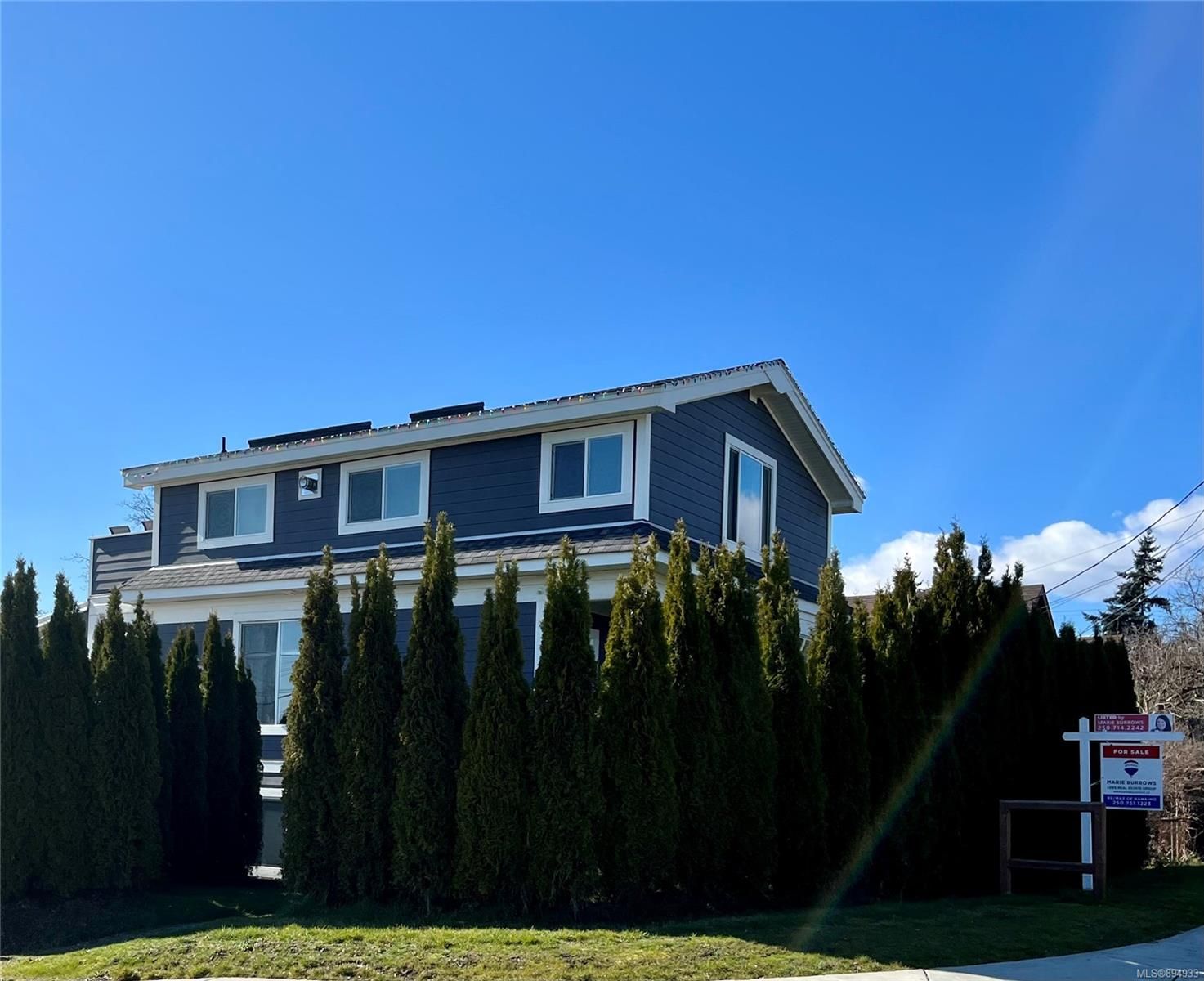 Main Photo: 205 7th St in Nanaimo: Na South Nanaimo House for sale : MLS®# 894933