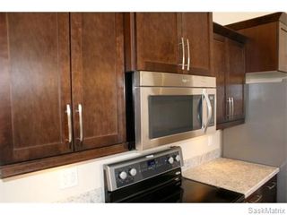 Photo 7: 1154 LINDSAY Street in Regina: Eastview Single Family Dwelling for sale (Regina Area 03)  : MLS®# 549678