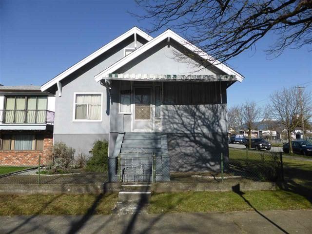 Main Photo: 3495 Franklin St in Vancouver: Hastings East House for sale (Vancouver East)  : MLS®# R2239304