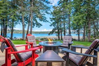 Photo 1: 7788 Ships Point Rd in Fanny Bay: CV Union Bay/Fanny Bay House for sale (Comox Valley)  : MLS®# 900428