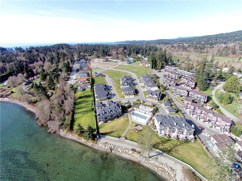 Main Photo: 345 6995 Nordin Rd in Sooke: Sk Whiffin Spit Row/Townhouse for sale : MLS®# 862587
