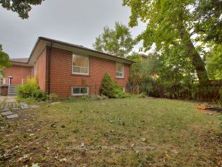 Photo 31: 177 Overbrook Place in Toronto: Bathurst Manor House (Bungalow) for lease (Toronto C06)  : MLS®# C6804548