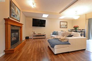Photo 3: 134 Thetis Vale Cres in VICTORIA: VR Six Mile House for sale (View Royal)  : MLS®# 776055