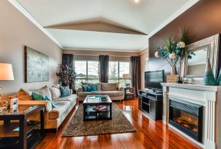 Photo 2: 402 2488 WELCHER Avenue in Port Coquitlam: Central Pt Coquitlam Condo for sale in "RIVERSIDE AT GATES PARK" : MLS®# R2158546