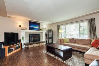Photo 2: 6749 HERSHAM Avenue in Burnaby: Highgate House for sale (Burnaby South)  : MLS®# R2197426