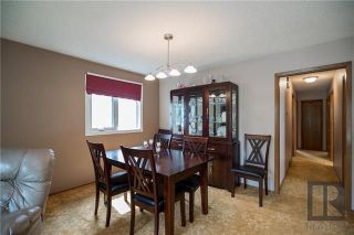 Photo 6: 30 Kenville Crescent in Winnipeg: Maples Residential for sale (4H) 
