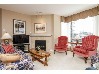 Photo 5: 205 1551 FOSTER Street: White Rock Condo for sale in "Sussex House" (South Surrey White Rock)  : MLS®# F1407910
