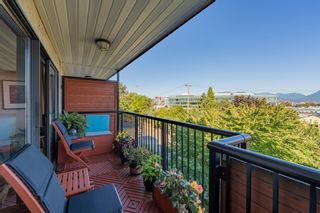 Photo 2: 306 2142 CAROLINA Street in Vancouver: Mount Pleasant VE Condo for sale in "Wood Dale" (Vancouver East)  : MLS®# R2725235