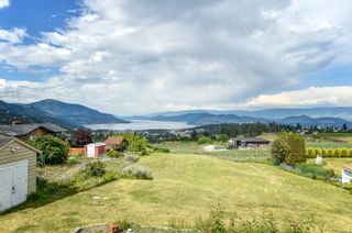 Photo 17: 2438 Harmon Road in West Kelowna: Lakeview Heights House for sale (Central Okanagan)  : MLS®# 10265860
