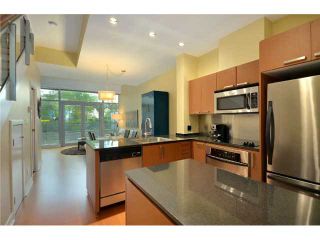 Photo 3: 1241 SEYMOUR Street in Vancouver: Downtown VW Townhouse for sale in "ELAN" (Vancouver West)  : MLS®# V909862