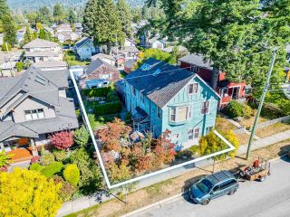Photo 1: 352 W 15TH Street in North Vancouver: Central Lonsdale House for sale : MLS®# R2864963