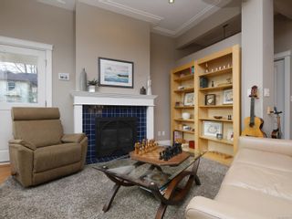 Photo 4: 1117 Chapman St in Victoria: Vi Fairfield West House for sale : MLS®# 862021