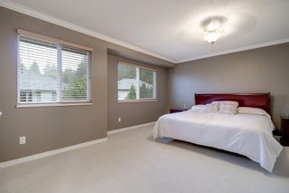 Photo 12: 21693 90A Avenue in Langley: Walnut Grove House for sale in "Madison Park" : MLS®# R2215908