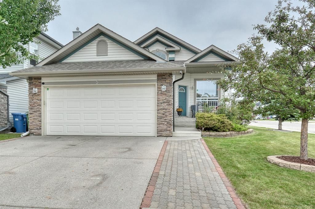 Main Photo: 5 CRANWELL Crescent SE in Calgary: Cranston Detached for sale : MLS®# A1018519