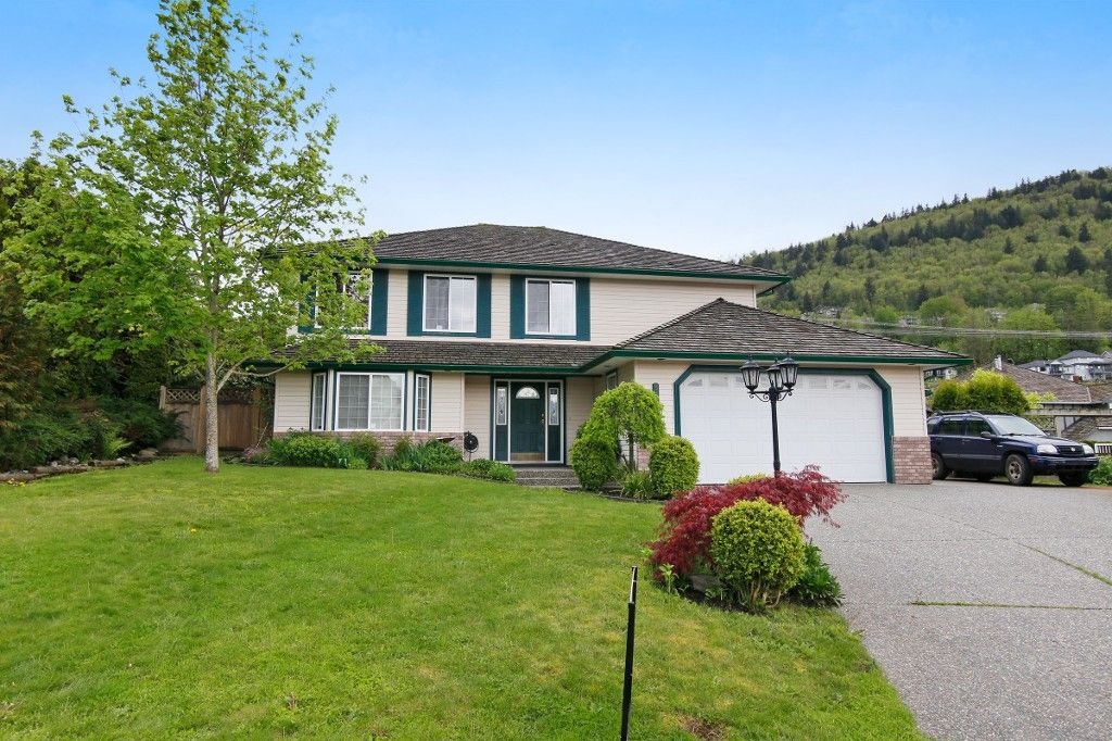 Main Photo: 36311 COUNTRY Place in Abbotsford: Abbotsford East House for sale : MLS®# R2163435