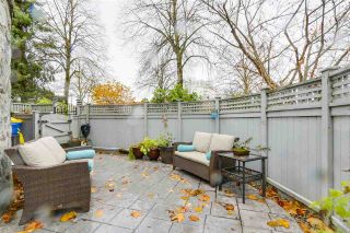 Photo 12: 1160 W 15TH Avenue in Vancouver: Fairview VW Townhouse for sale in "MONTCALM MANOR" (Vancouver West)  : MLS®# R2222344