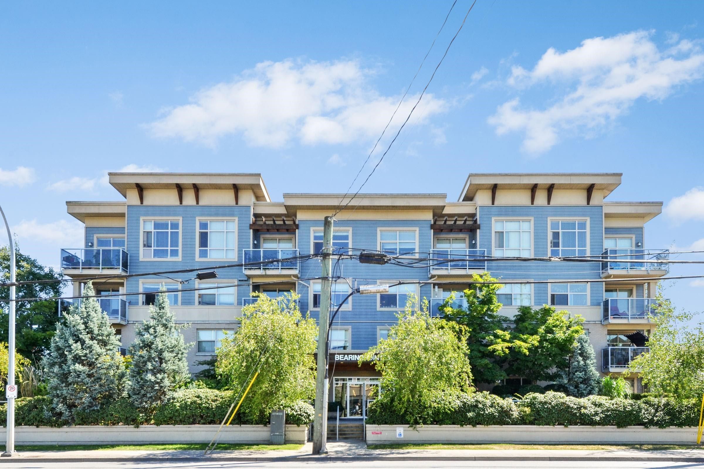 Main Photo: 410 19936 56 Avenue in Langley: Langley City Condo for sale in "Bearing Pointe" : MLS®# R2797548