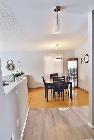 Photo 9: 526 WATHAMAN Crescent in Saskatoon: Lawson Heights Residential for sale : MLS®# SK922664
