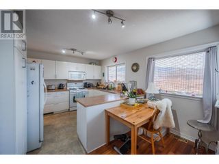 Photo 11: 1298 Government Street in Penticton: House for sale : MLS®# 10309959