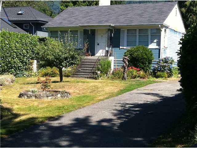Main Photo: 2267 Gordon Av in West Vancouver: Dundarave House for sale : MLS®# V1078375