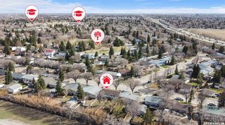 Photo 2: 222-224 Carleton Drive in Saskatoon: West College Park Residential for sale : MLS®# SK967185
