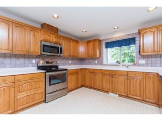 Photo 4: 31556 ISRAEL Avenue in Mission: Mission BC House for sale : MLS®# R2087582