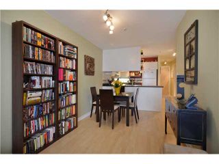 Photo 5: 502 1035 AUCKLAND Street in New Westminster: Uptown NW Condo for sale in "QUEENS TERRACE" : MLS®# V963660
