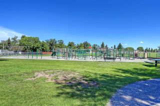 Photo 40: 915 Remington Road NE in Calgary: Renfrew Semi Detached (Half Duplex) for sale : MLS®# A1258901