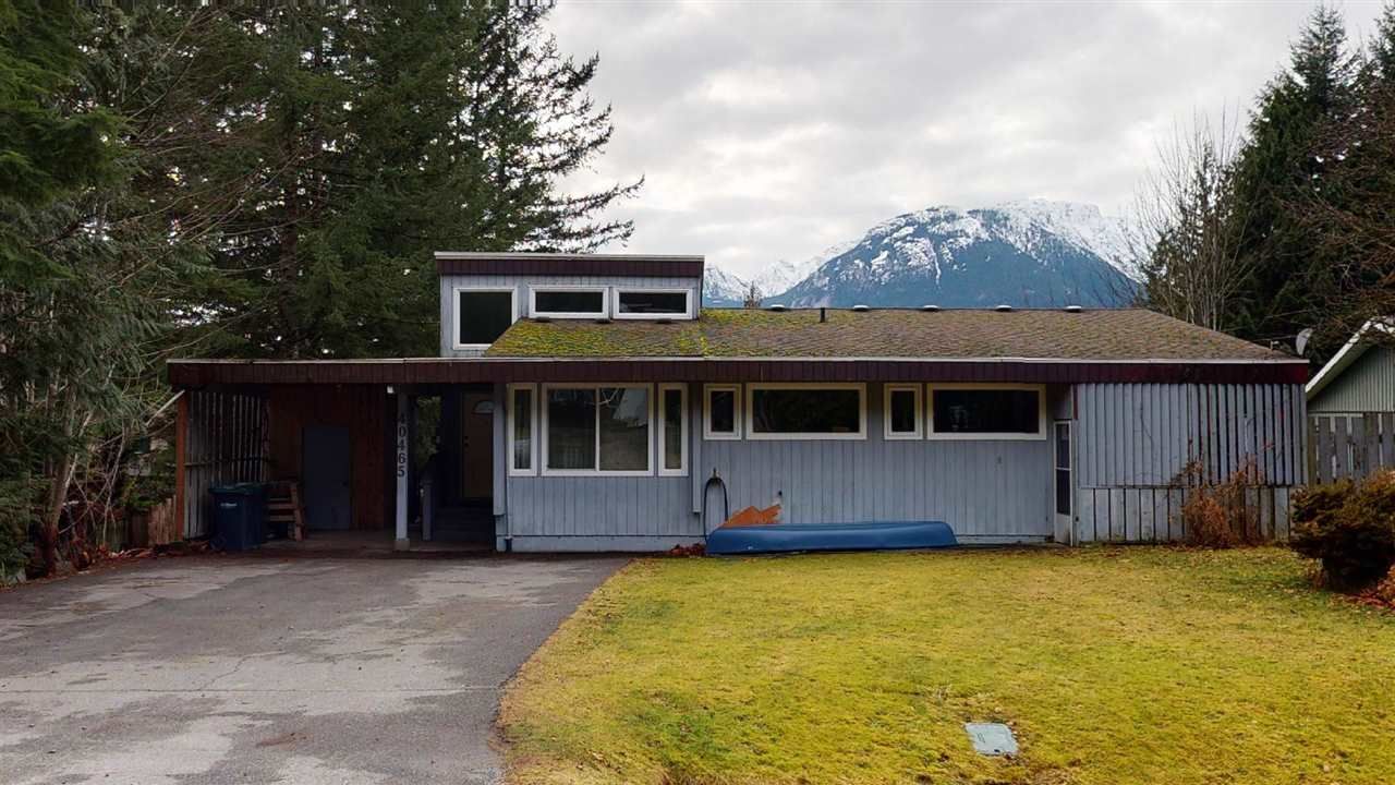 Main Photo: 40465 FRIEDEL Crescent in Squamish: Garibaldi Highlands House for sale : MLS®# R2529321