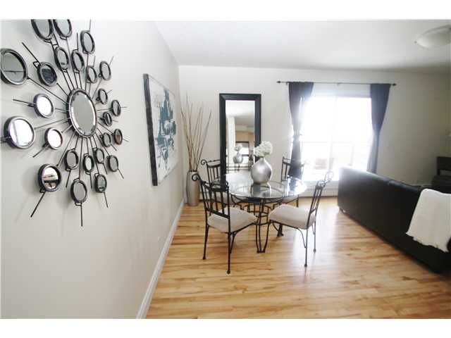 Photo 3: Photos: 404 1027 1 Avenue NW in CALGARY: Sunnyside Condo for sale (Calgary)  : MLS®# C3554178