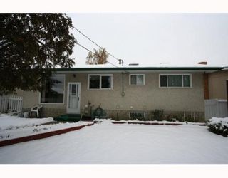 Photo 19: 7507 HUNTRIDGE Crescent NE in CALGARY: Huntington Hills Residential Detached Single Family for sale (Calgary)  : MLS®# C3398976