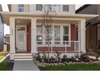 Photo 3: 928 EVANSTON Drive NW in Calgary: Evanston House for sale : MLS®# C4034736