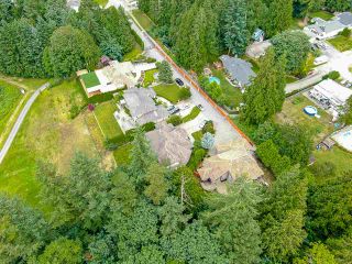Photo 17: 4457 196 Street in Surrey: Cloverdale BC House for sale in "ANDERSON LAKE" (Cloverdale)  : MLS®# R2497592