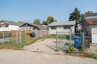 Photo 18: 60 Raber Road in Winnipeg: Tyndall Park Residential for sale (4J)  : MLS®# 202325507