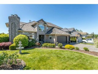 Photo 2: 3635 COBBLESTONE Drive in Abbotsford: Abbotsford East House for sale in "CREEKSTONE ON THE PARK" : MLS®# R2454455