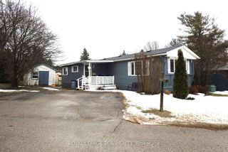 Main Photo: 3 Claremont Crescent in Oro-Medonte: Rural Oro-Medonte House (Bungalow) for sale : MLS®# S8110434