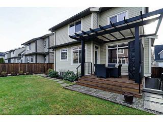 Photo 18: 17279 0A Avenue in Surrey: Pacific Douglas House for sale in "SUMMERFIELD" (South Surrey White Rock)  : MLS®# F1430359
