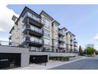 Photo 2: 104 20630 DOUGLAS Crescent in Langley: Langley City Condo for sale in "Blu" : MLS®# F1406027